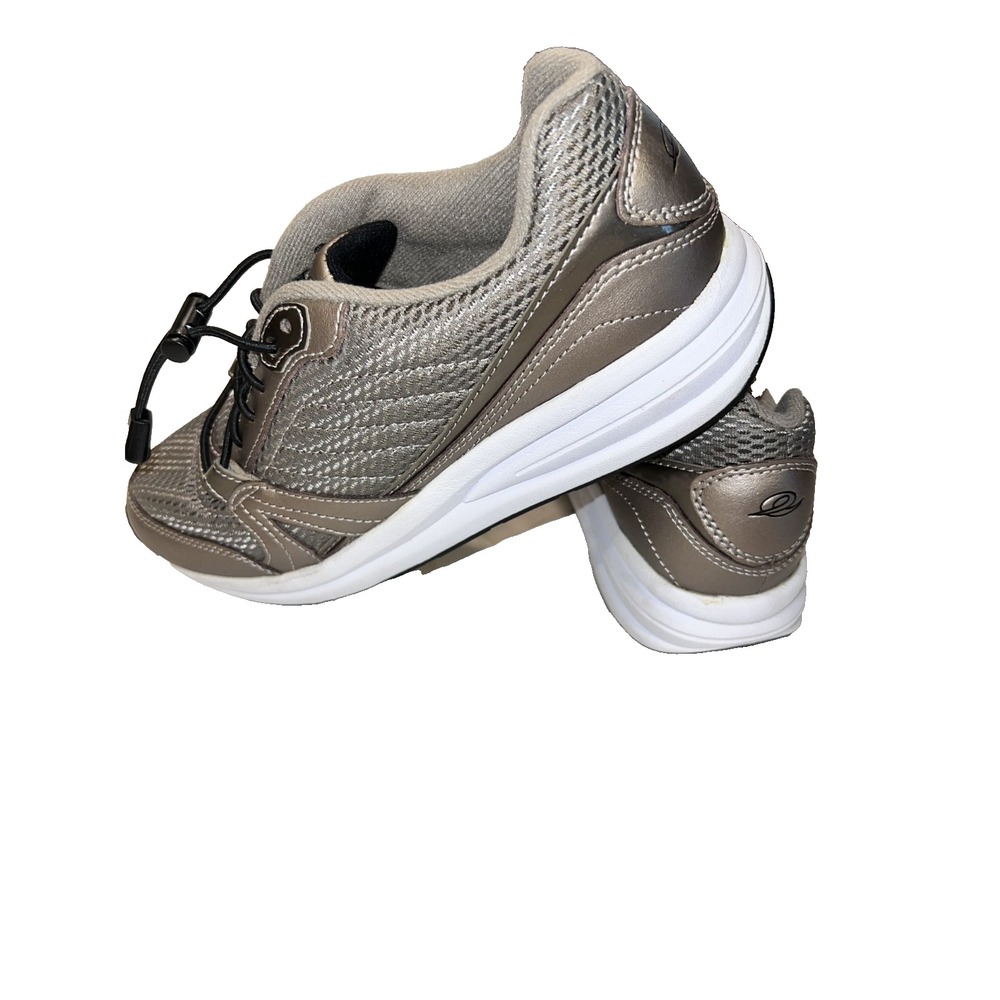 EASY SPIRIT Bronze Anti-Gravity Sneakers Women's Size 8 Comfortable Walking
